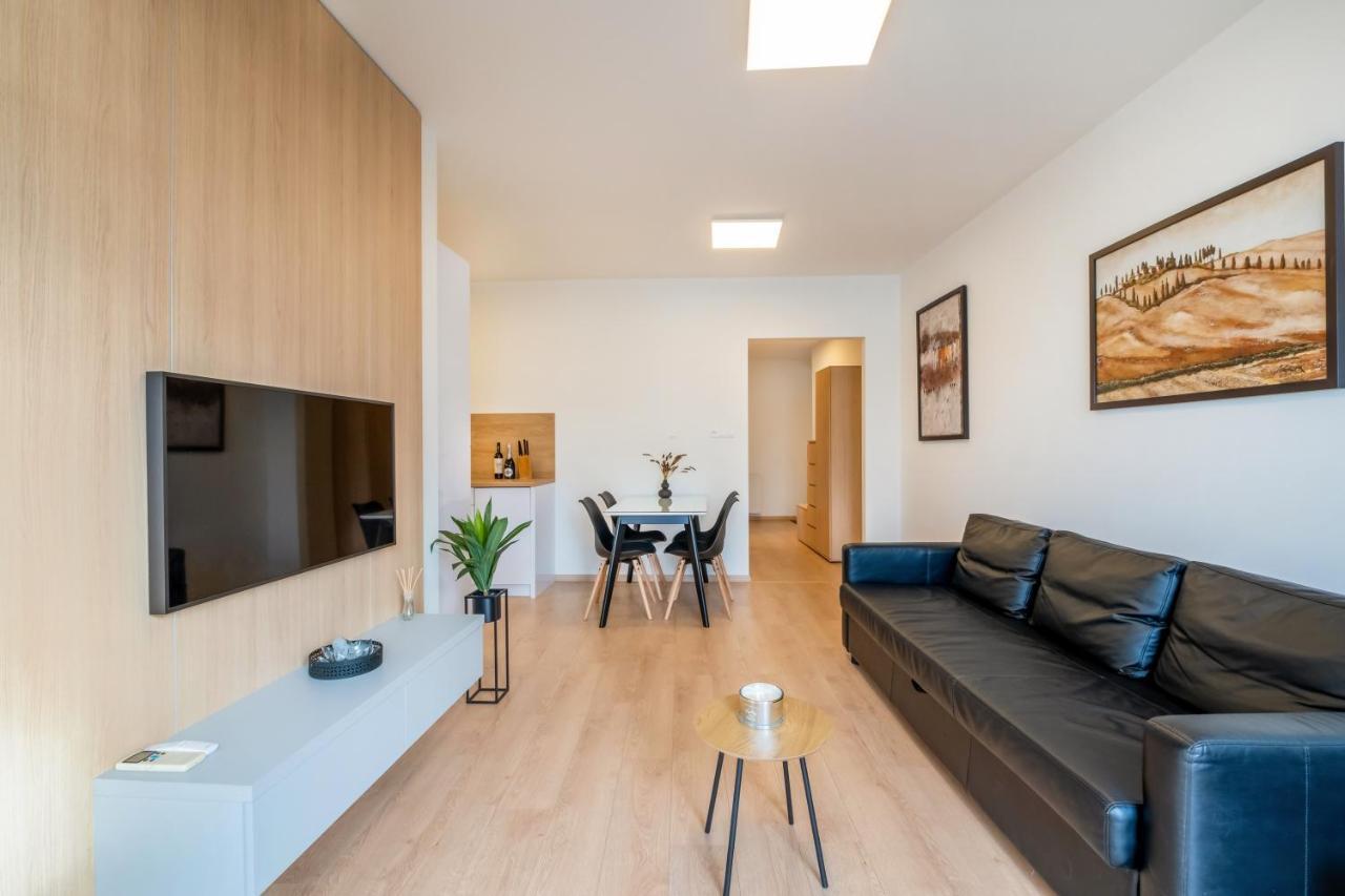 Myflat Club 218 Premium Wellness Apartment Siofok Exterior photo